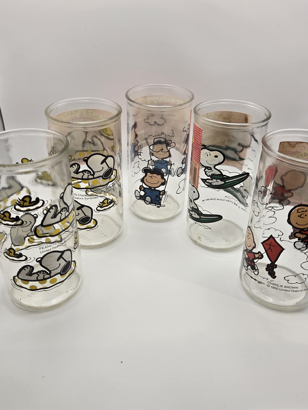 6 Peanuts Tall Glass Tumblers/Kraft Jelly Jars